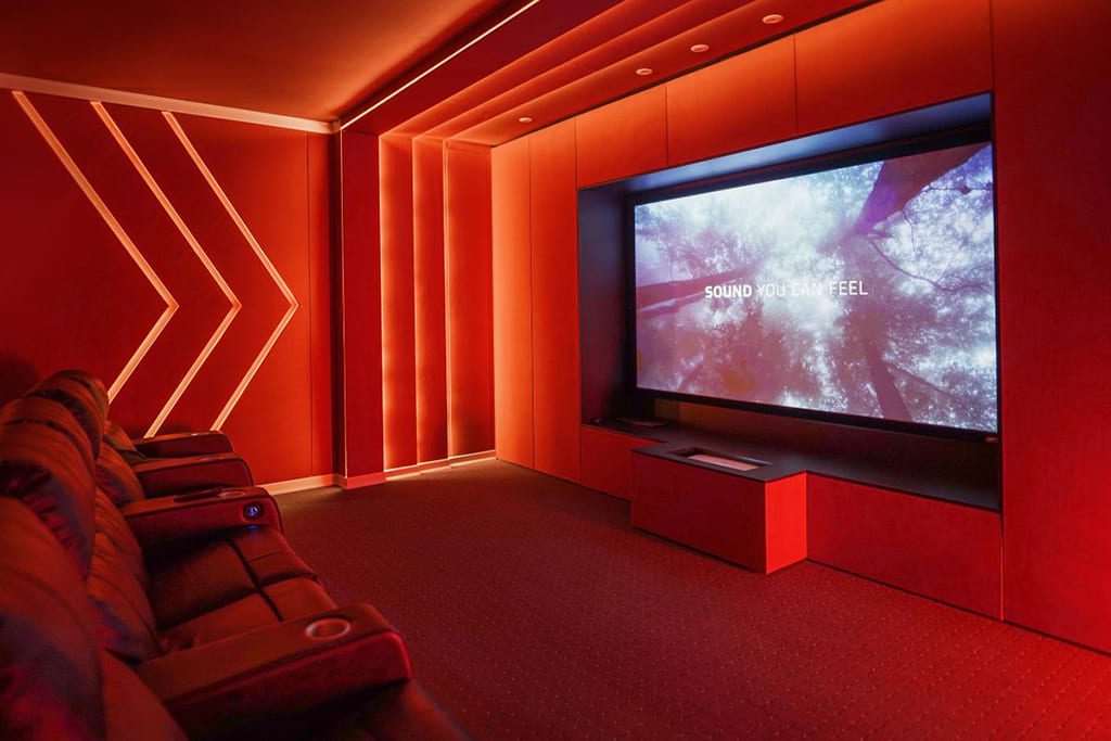 سینمای اختصاصی آپارتمان شکوفه